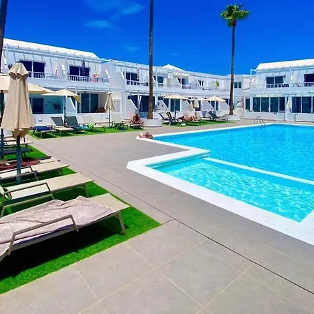 Appartement Beautiful Pool Side 2 Bed Apt With Free Wifi In Pdc Apt 6b